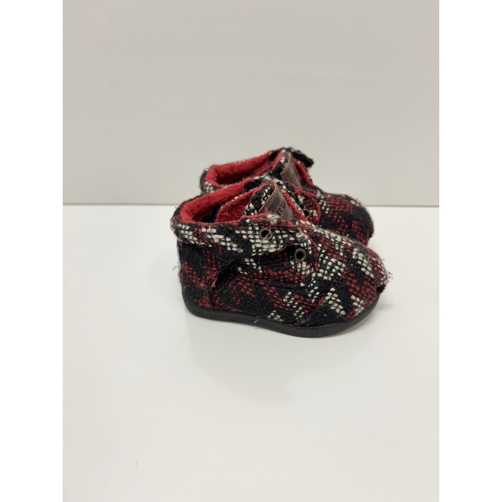 TOMS Shoes Kids 2T Black, Red, White Slip On‎ For Infants